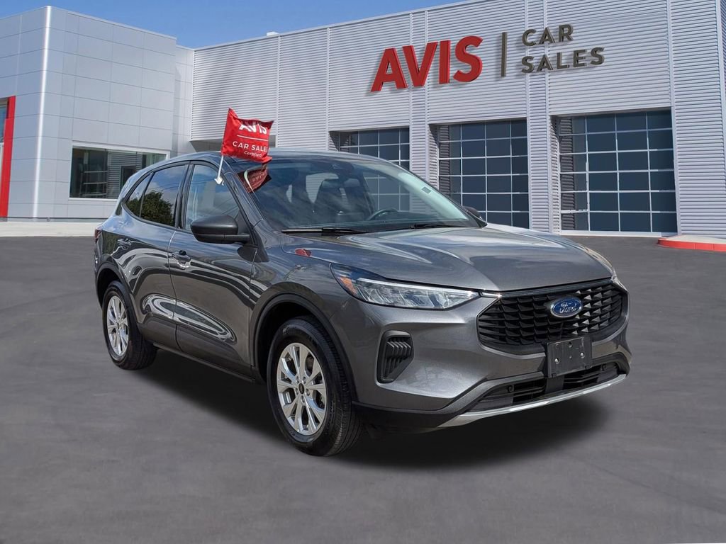 Used 2025 Ford Escape Active image 3