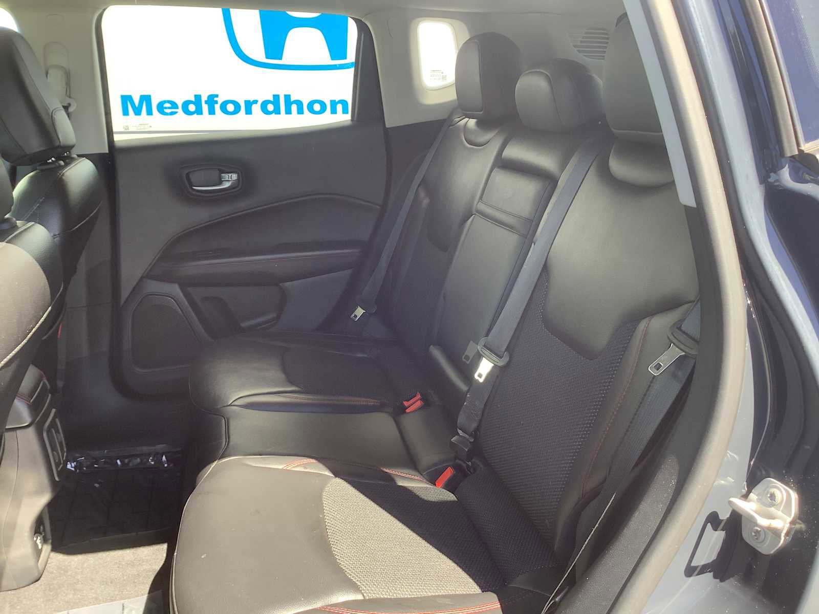Used 2018 Jeep Compass Trailhawk w/ Cold Weather Group AWD/4WD image 13