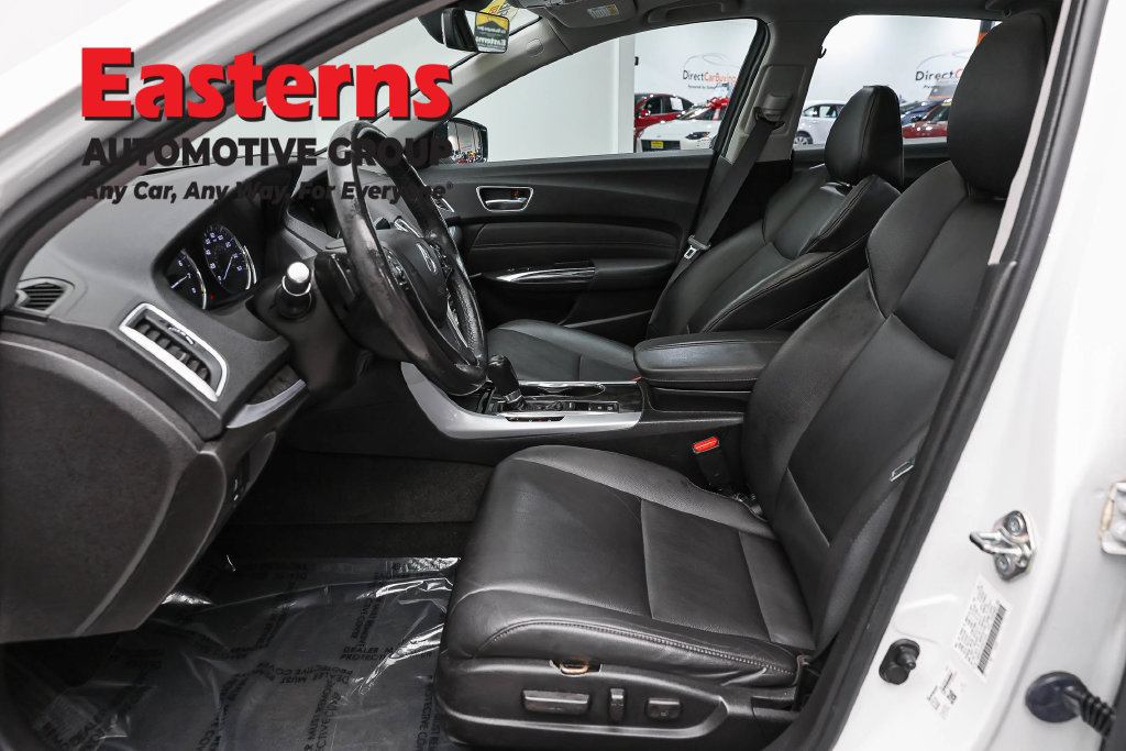 Used 2018 Acura TLX FWD image 15