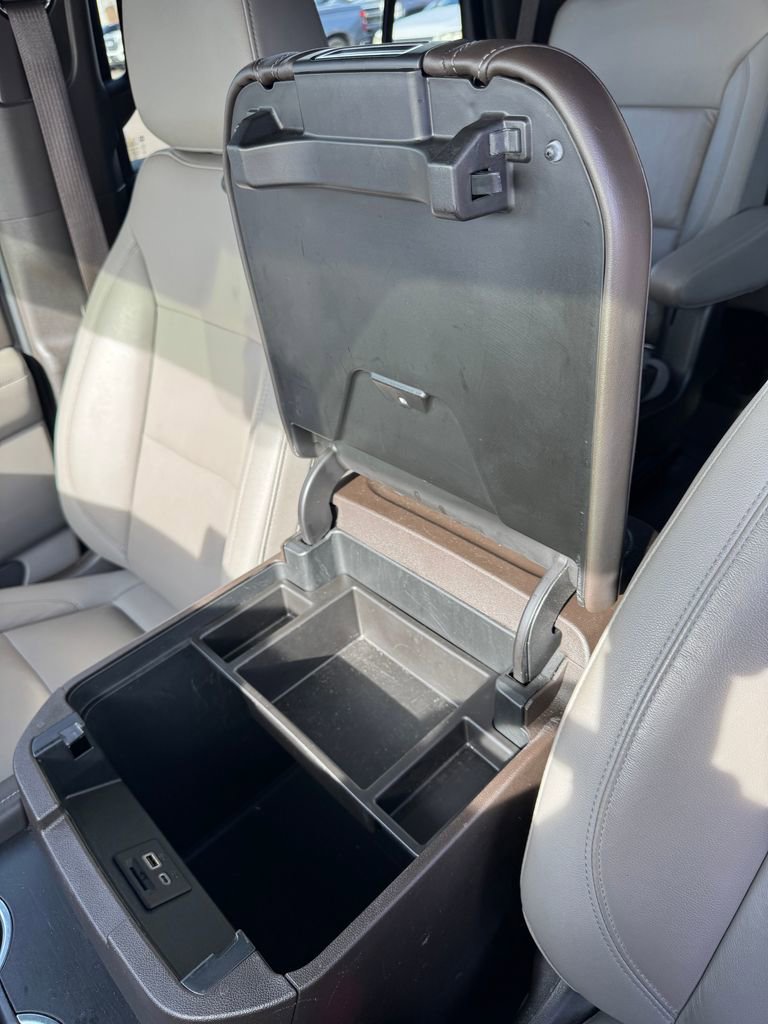 Used 2021 Chevrolet Tahoe Z71 w/ Z71 Off-Road Package image 22