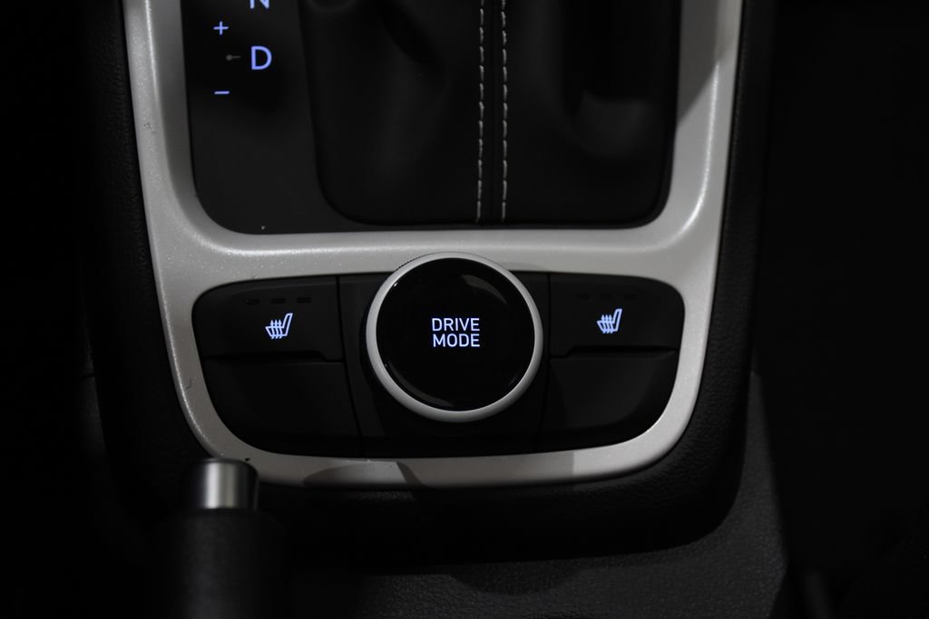New 2026 Hyundai Venue SEL FWD image 27