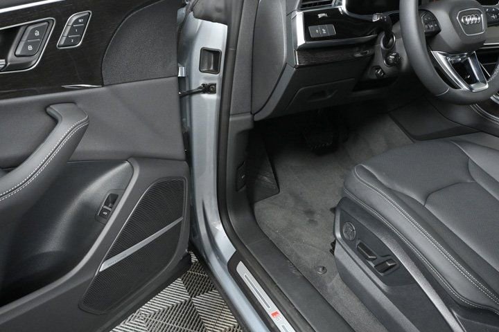 New 2025 Audi Q8 Premium Plus image 7