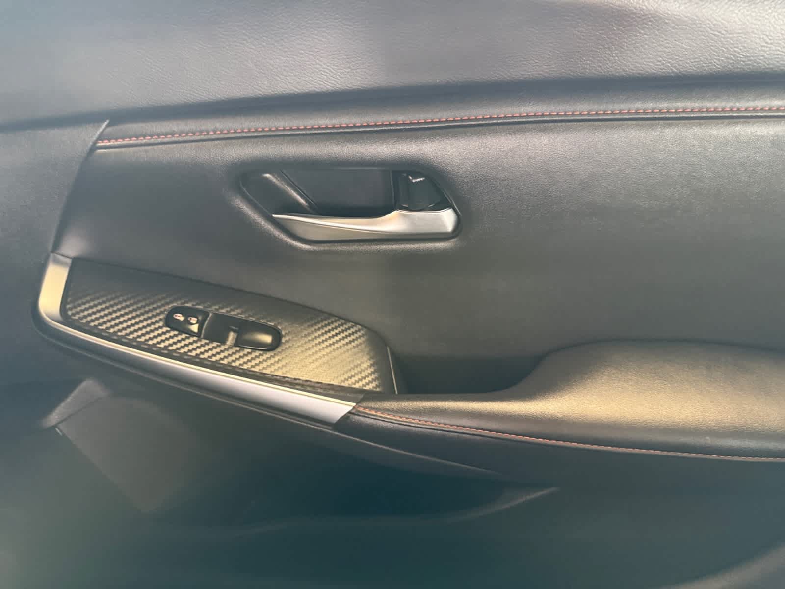 Used 2025 Nissan Sentra SR FWD image 12