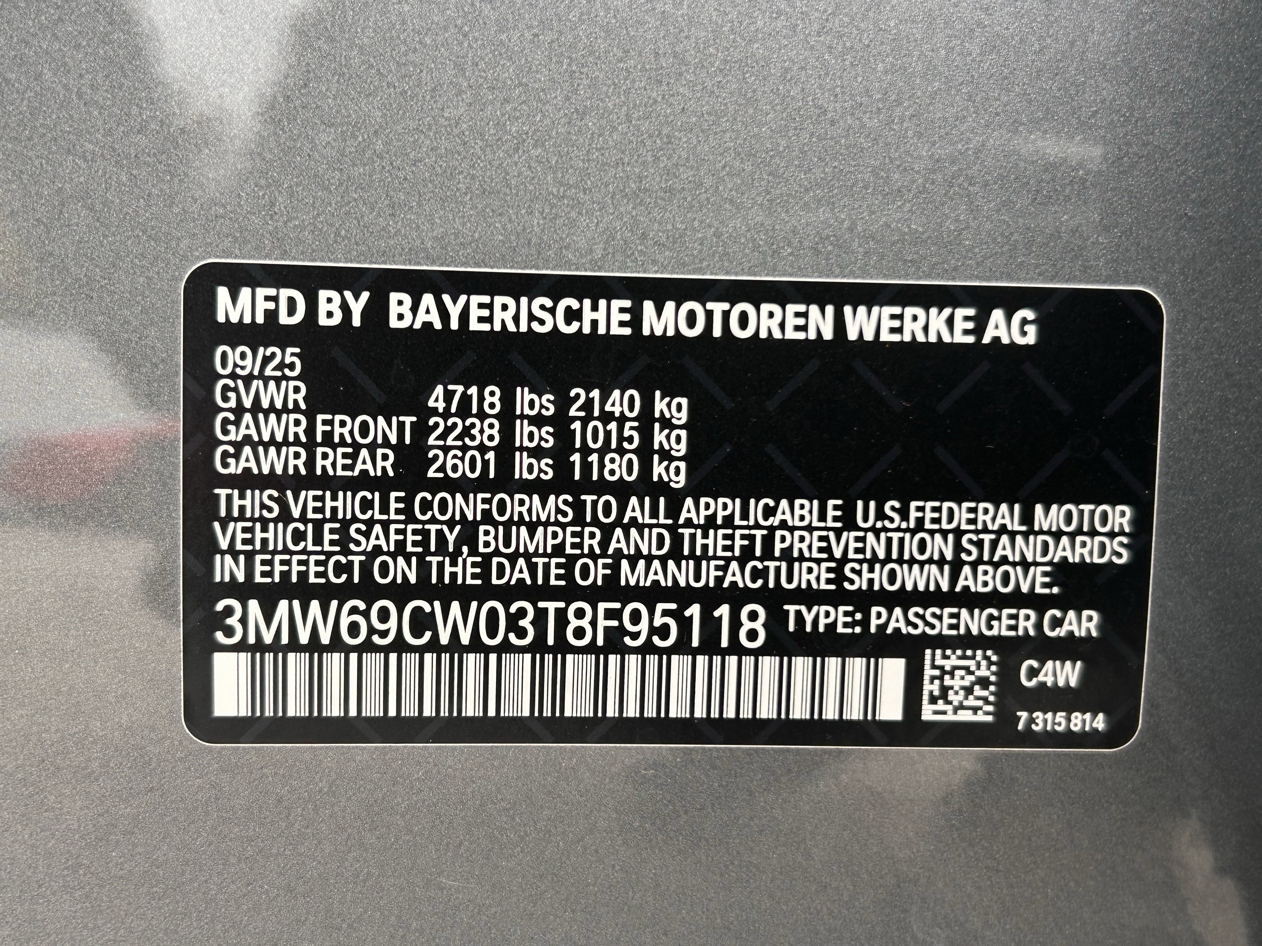 Used 2026 BMW 330i Sedan w/ Premium Package image 31