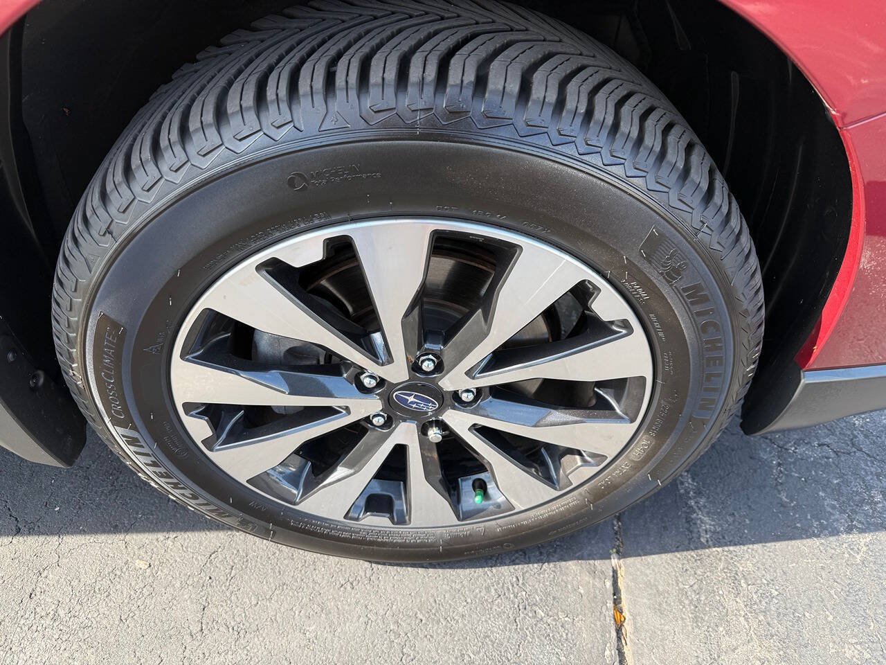 Used 2016 Subaru Outback 2.5i Limited AWD/4WD image 95