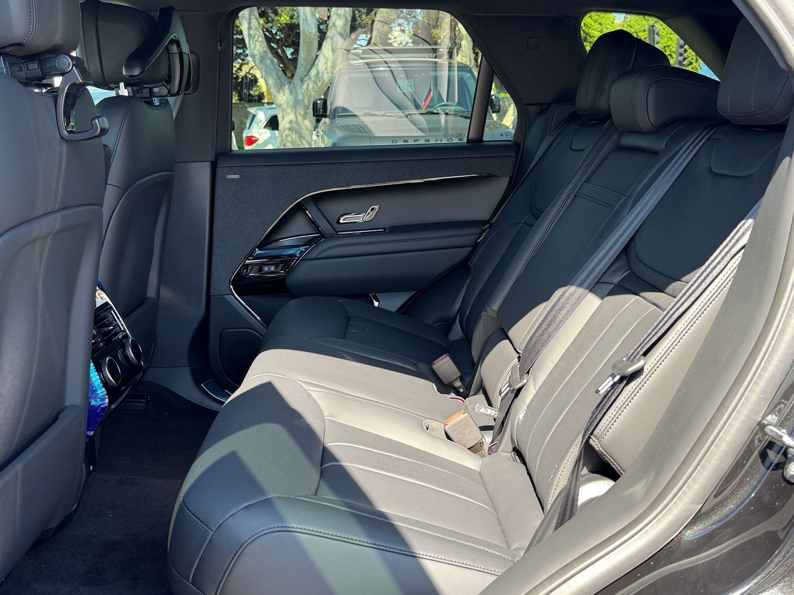 New 2027 Land Rover Range Rover Sport Dynamic SE AWD/4WD image 22