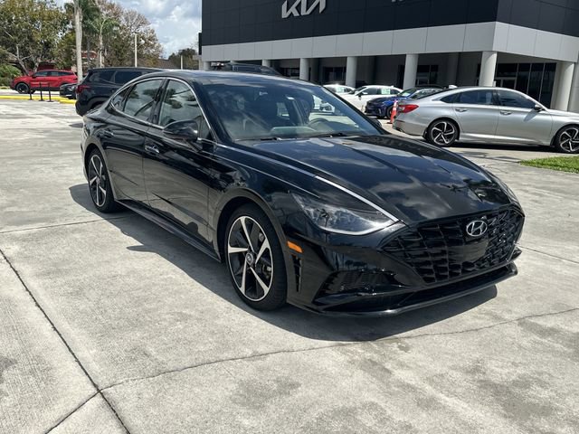Used 2023 Hyundai Sonata SEL Plus image 4