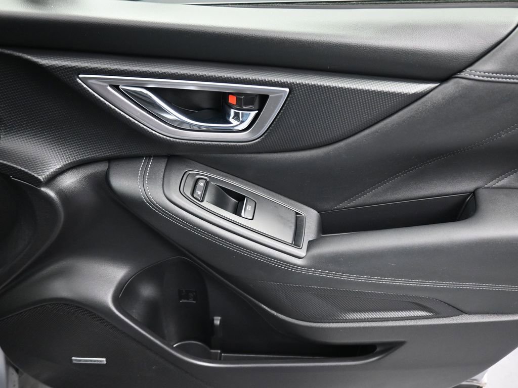 Used 2020 Subaru Forester Limited image 41