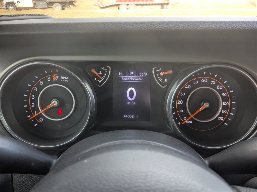 Used 2022 Jeep Wrangler Sport image 17