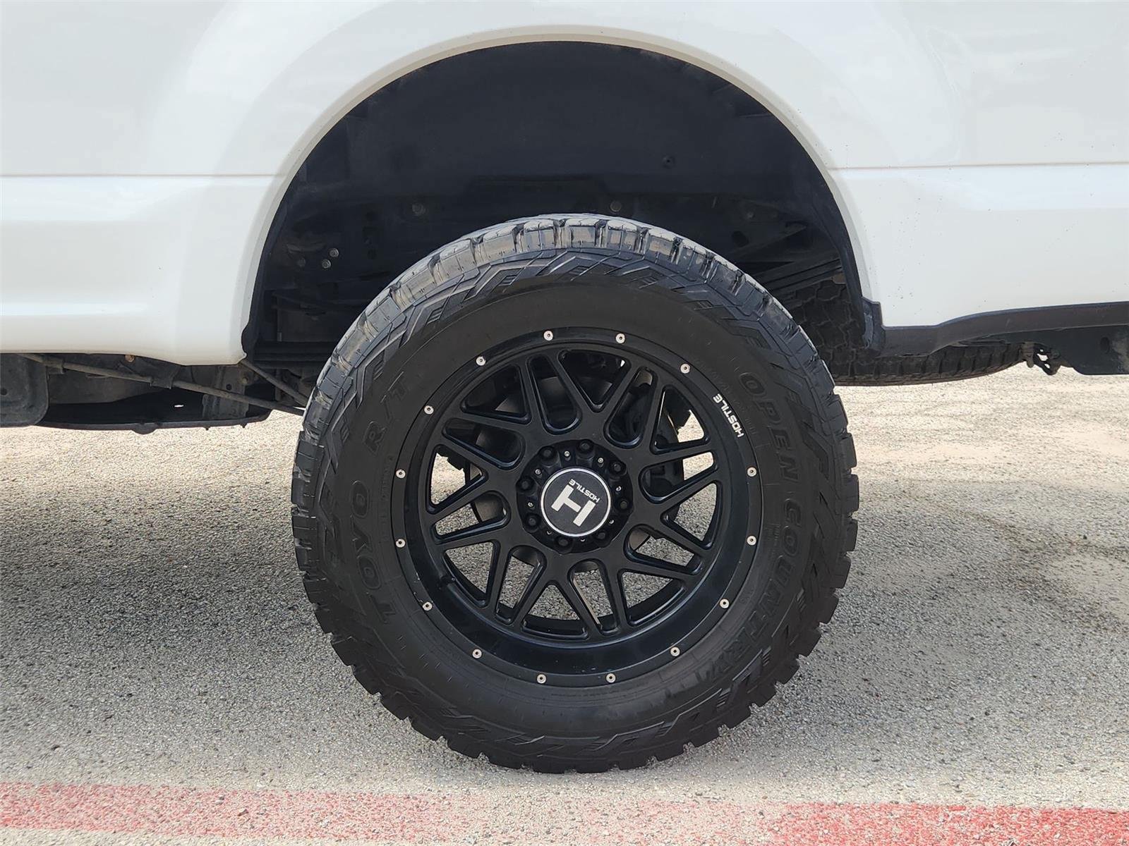 Used 2021 Ford F350 Platinum AWD/4WD image 33