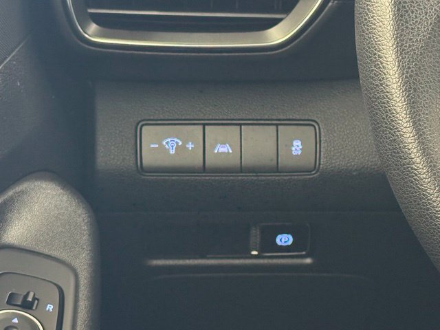 Used 2023 Hyundai Santa Fe SE AWD/4WD image 13