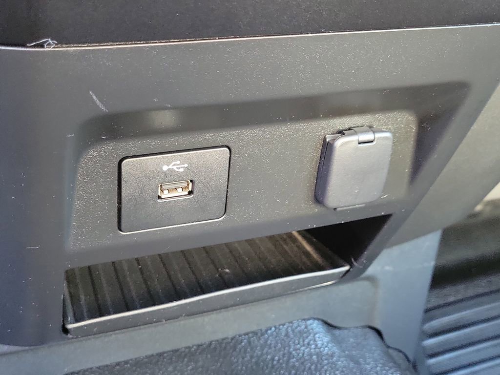 Used 2022 Ford F350 XL image 30