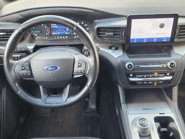 Used 2020 Ford Explorer XLT RWD image 26
