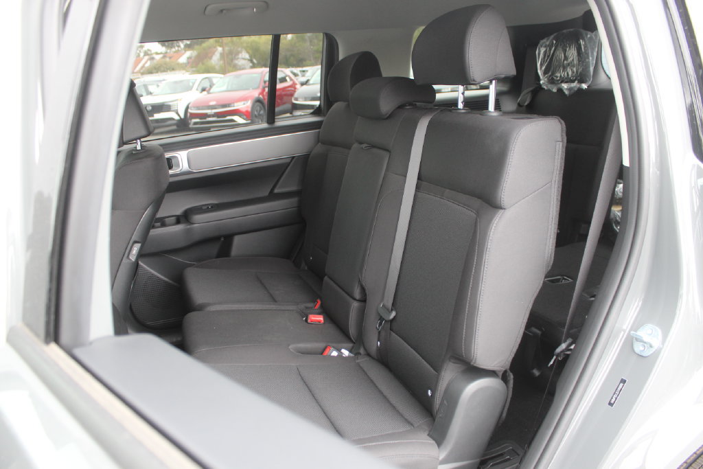 New 2026 Hyundai Santa Fe SE AWD/4WD image 14