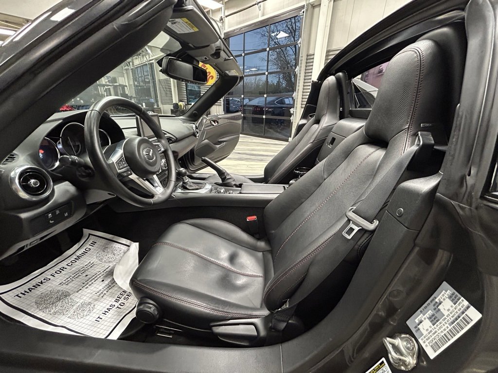 Used 2017 MAZDA MX-5 Miata RF Grand Touring image 44