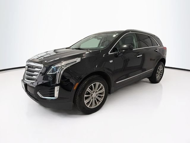 Used 2017 Cadillac XT5 Luxury w/ Driver Awareness Package FWD image 3