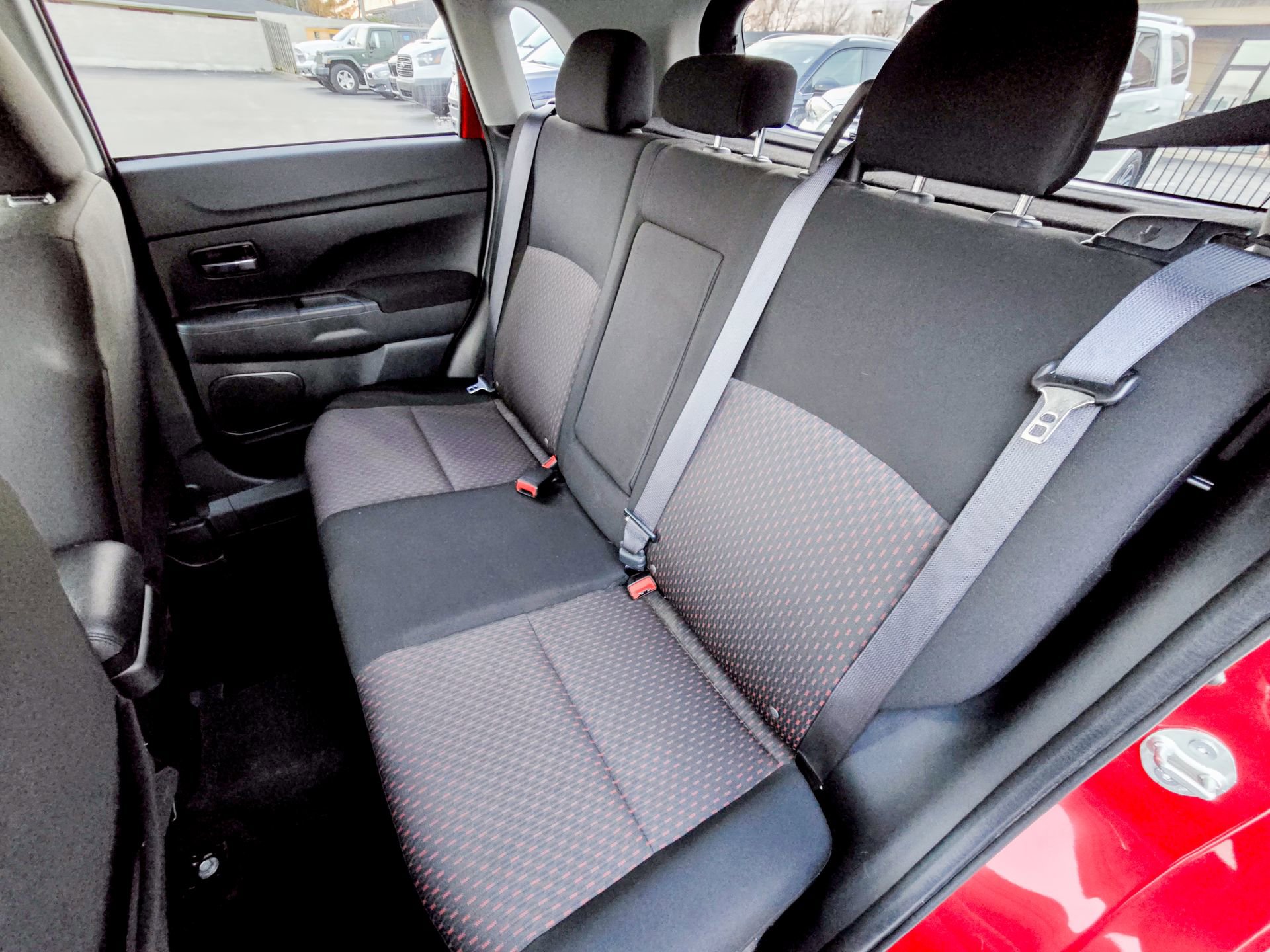 Used 2019 Mitsubishi Outlander Sport ES image 29