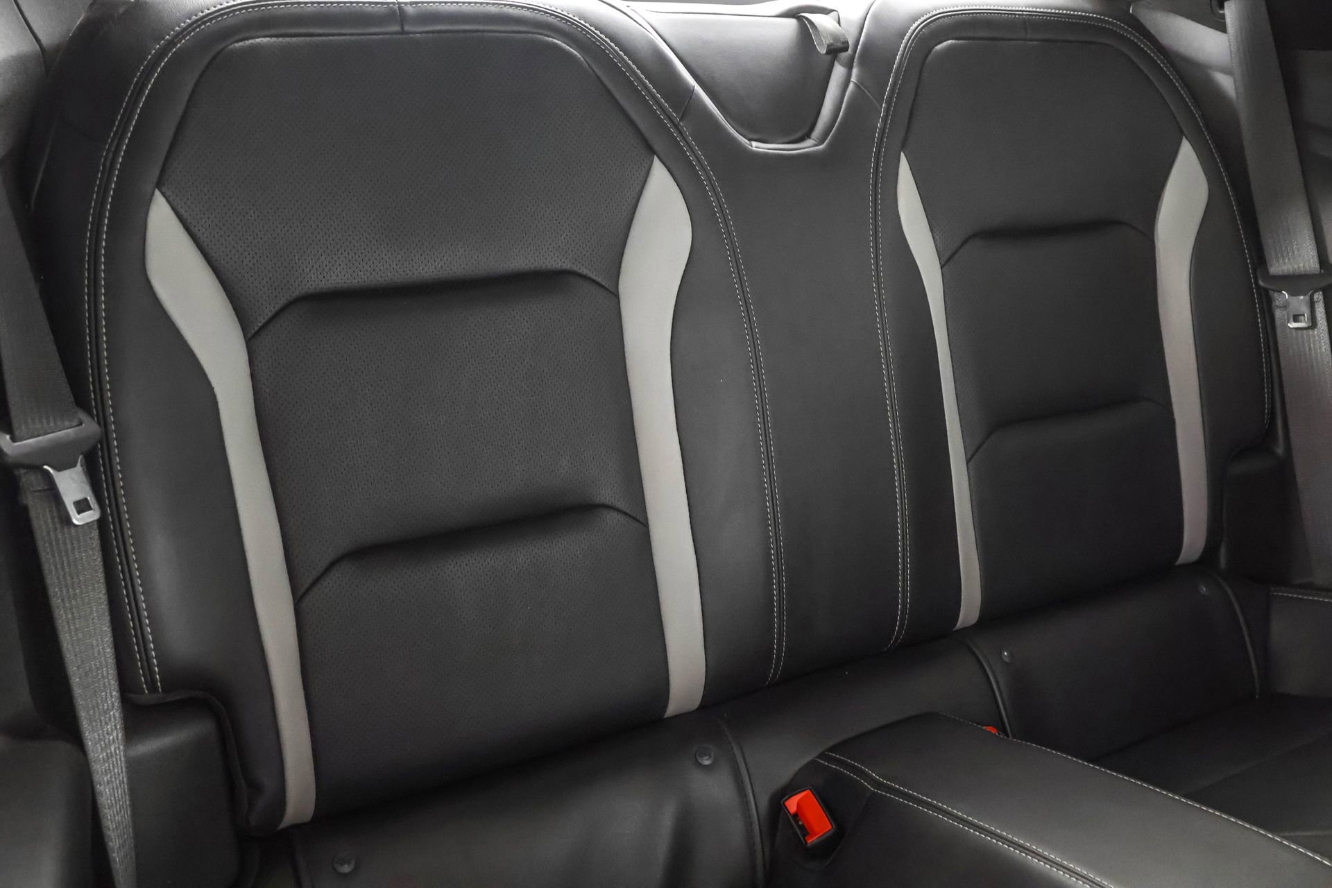 Used 2018 Chevrolet Camaro SS image 39