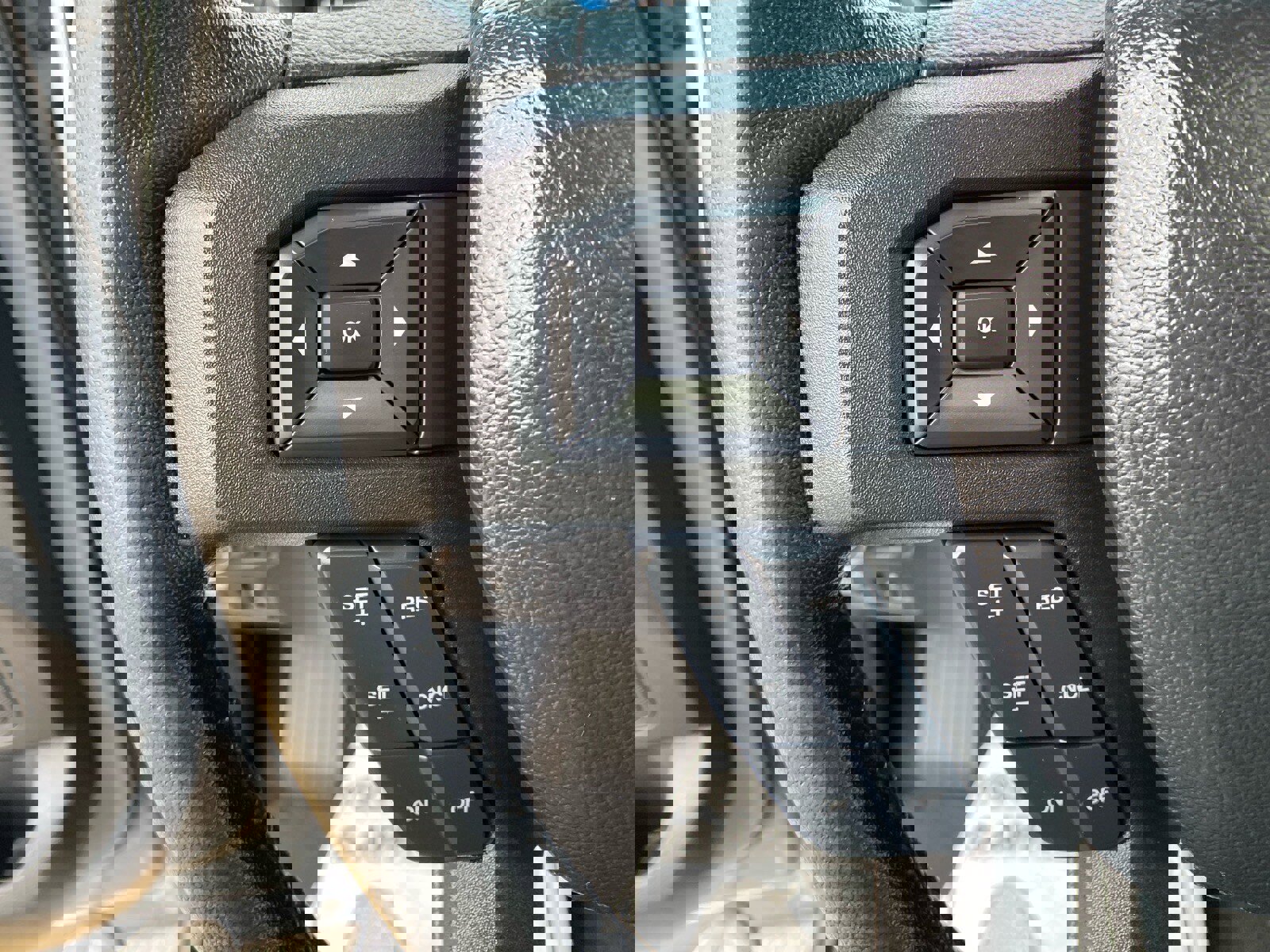 Used 2019 Ford F150 XLT w/ Equipment Group 302A Luxury image 19