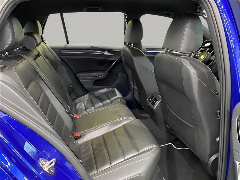 Used 2016 Volkswagen Golf R 4-Door AWD/4WD image 11