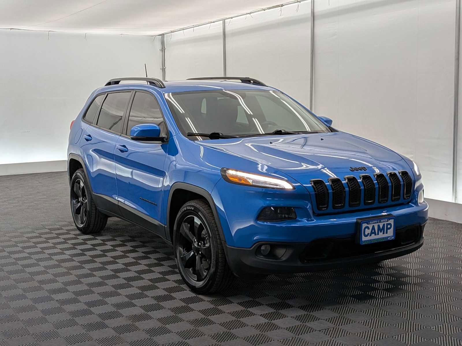 Used 2018 Jeep Cherokee Limited w/ Luxury Group image 8