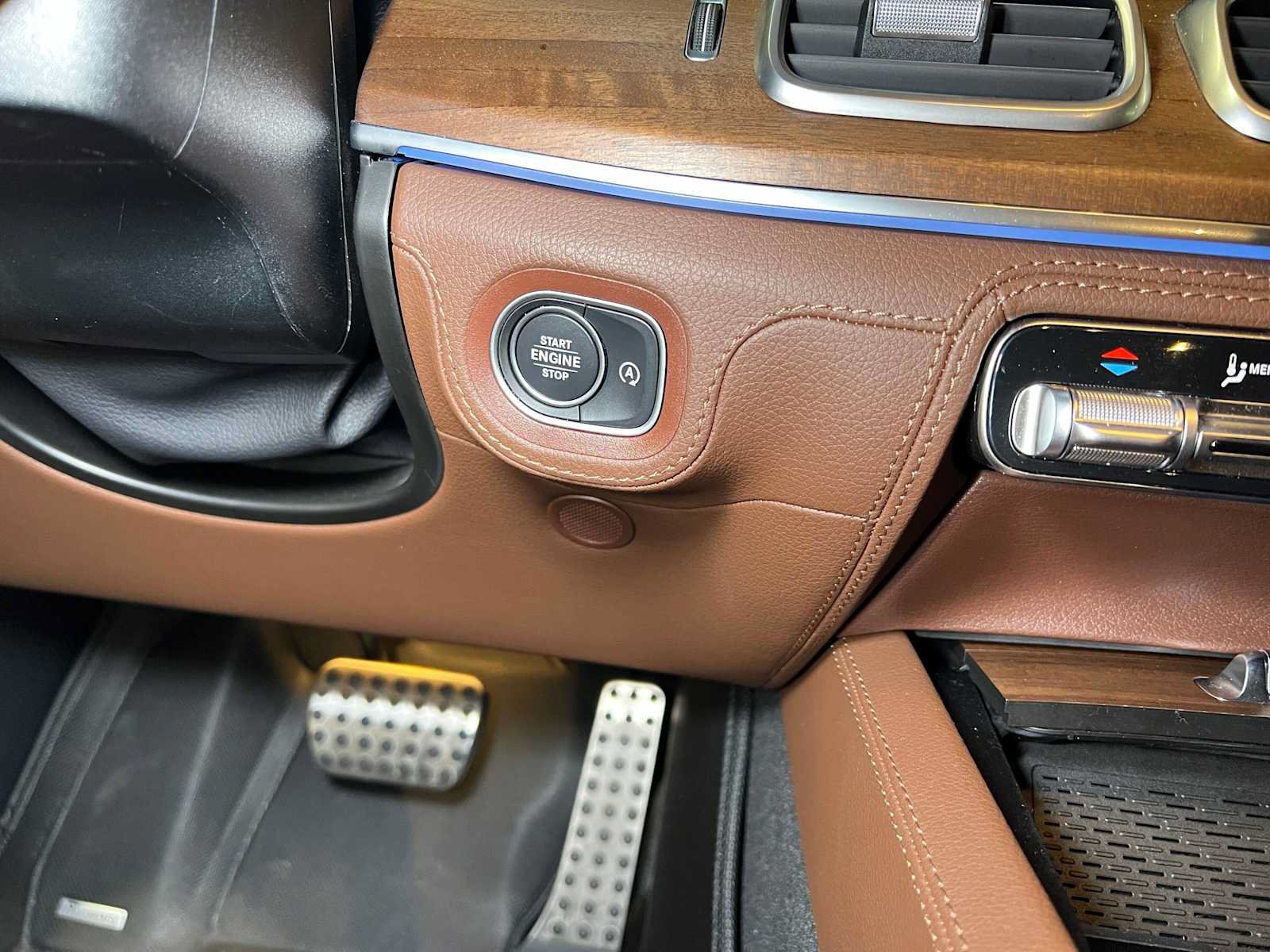 Certified 2024 Mercedes-Benz GLS 450 4MATIC image 32