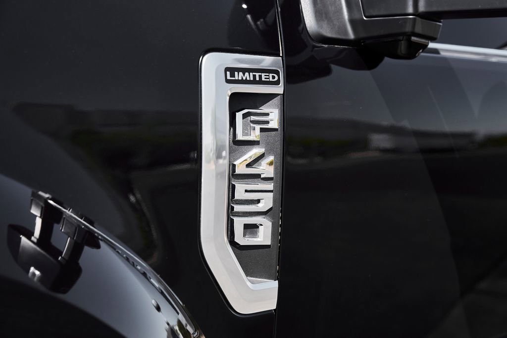 Used 2022 Ford F450 Limited w/ FX4 Off-Road Package AWD/4WD image 10