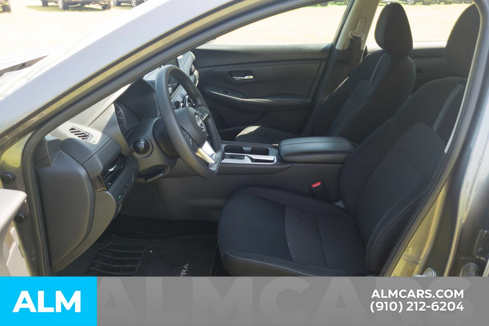 Used 2024 Nissan Sentra SV FWD image 6