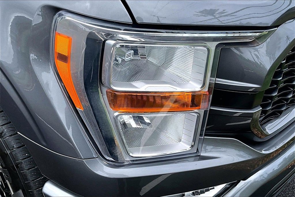 Used 2022 Ford F150 XL w/ STX Black Appearance Package image 32