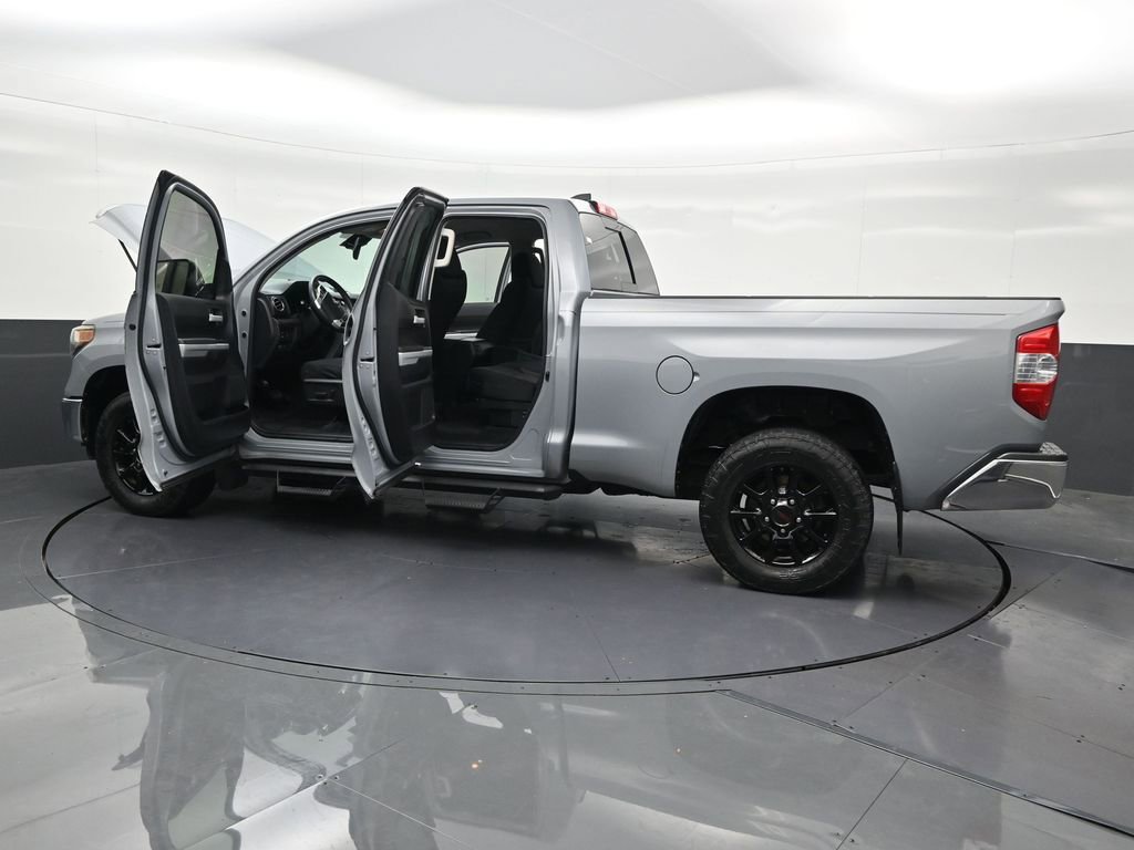 Used 2020 Toyota Tundra SR5 w/ SR5 Upgrade Package RWD image 36