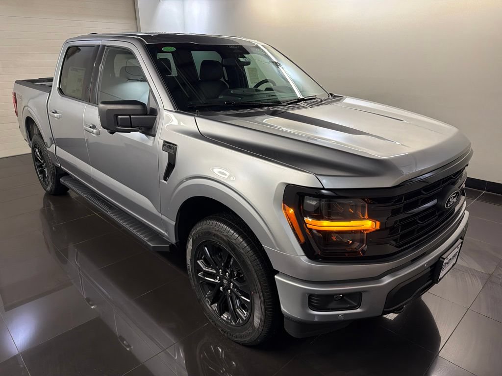 New 2026 Ford F150 XLT w/ Equipment Group 302A MID AWD/4WD image 1
