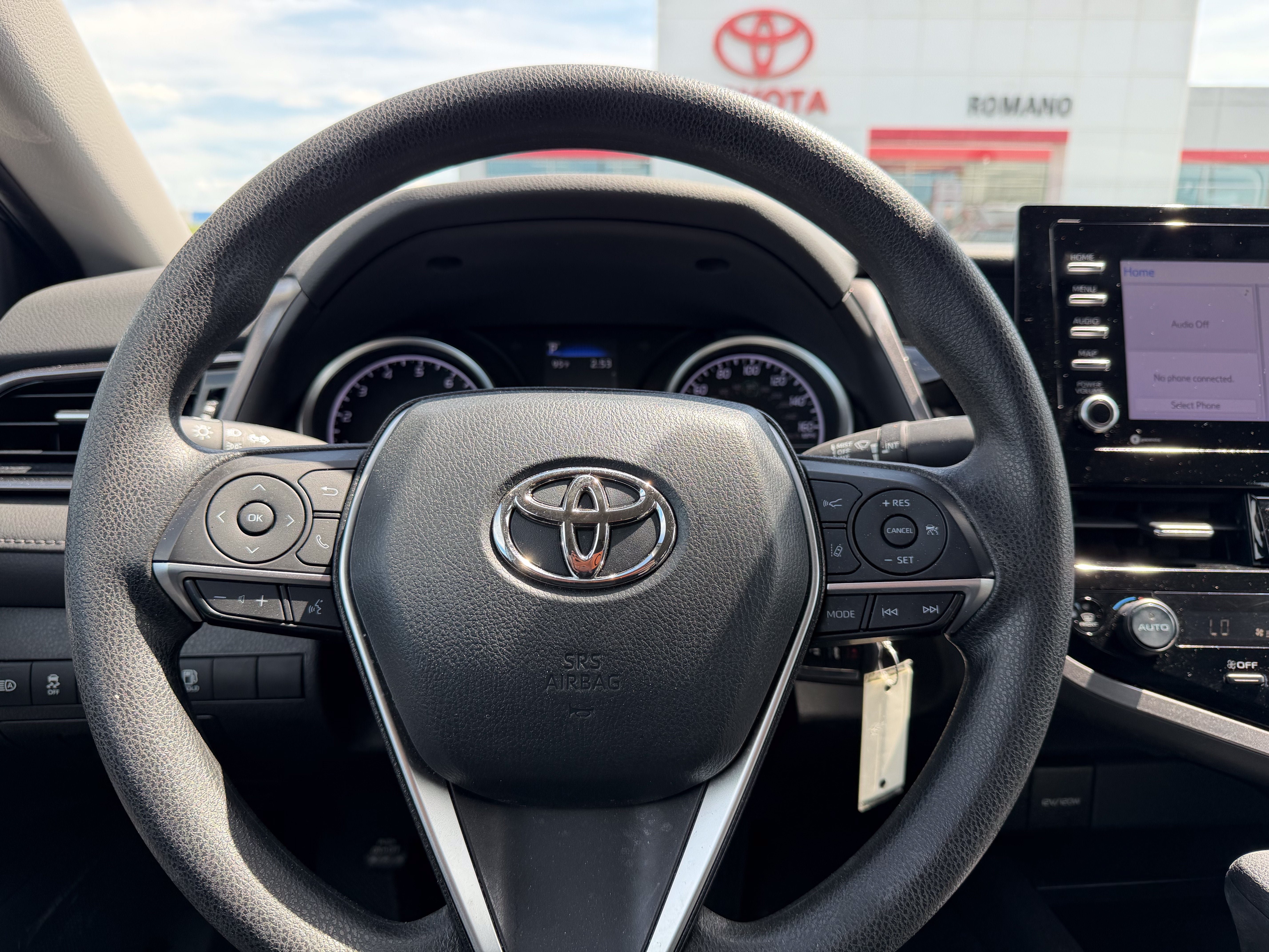 Used 2023 Toyota Camry LE FWD image 12