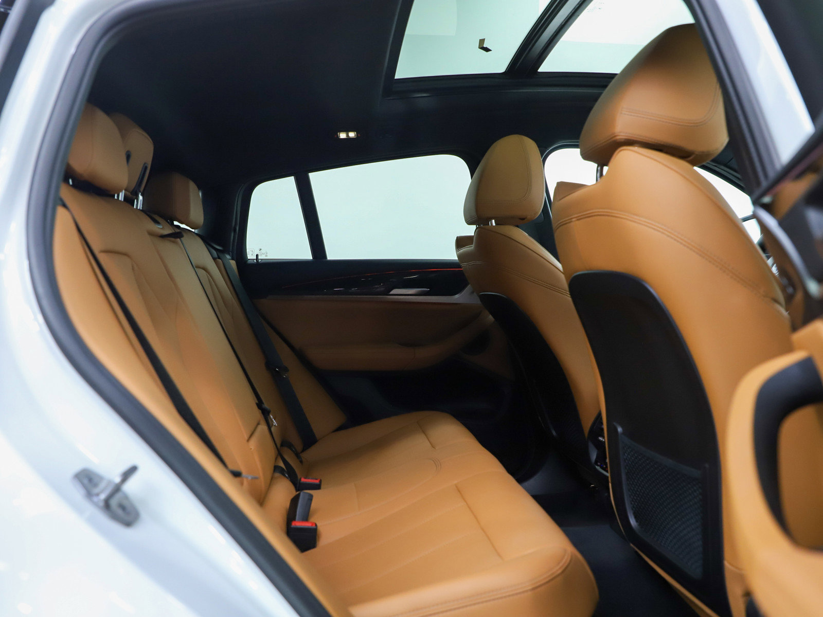 Used 2022 BMW X4 xDrive30i w/ Convenience Package image 12