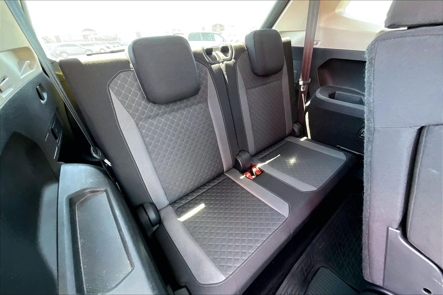 Used 2019 Volkswagen Tiguan S FWD image 15