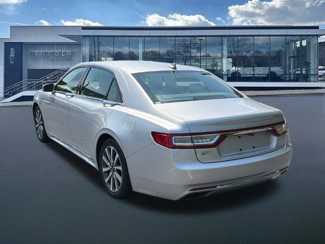 Used 2019 Lincoln Continental Premiere FWD image 5