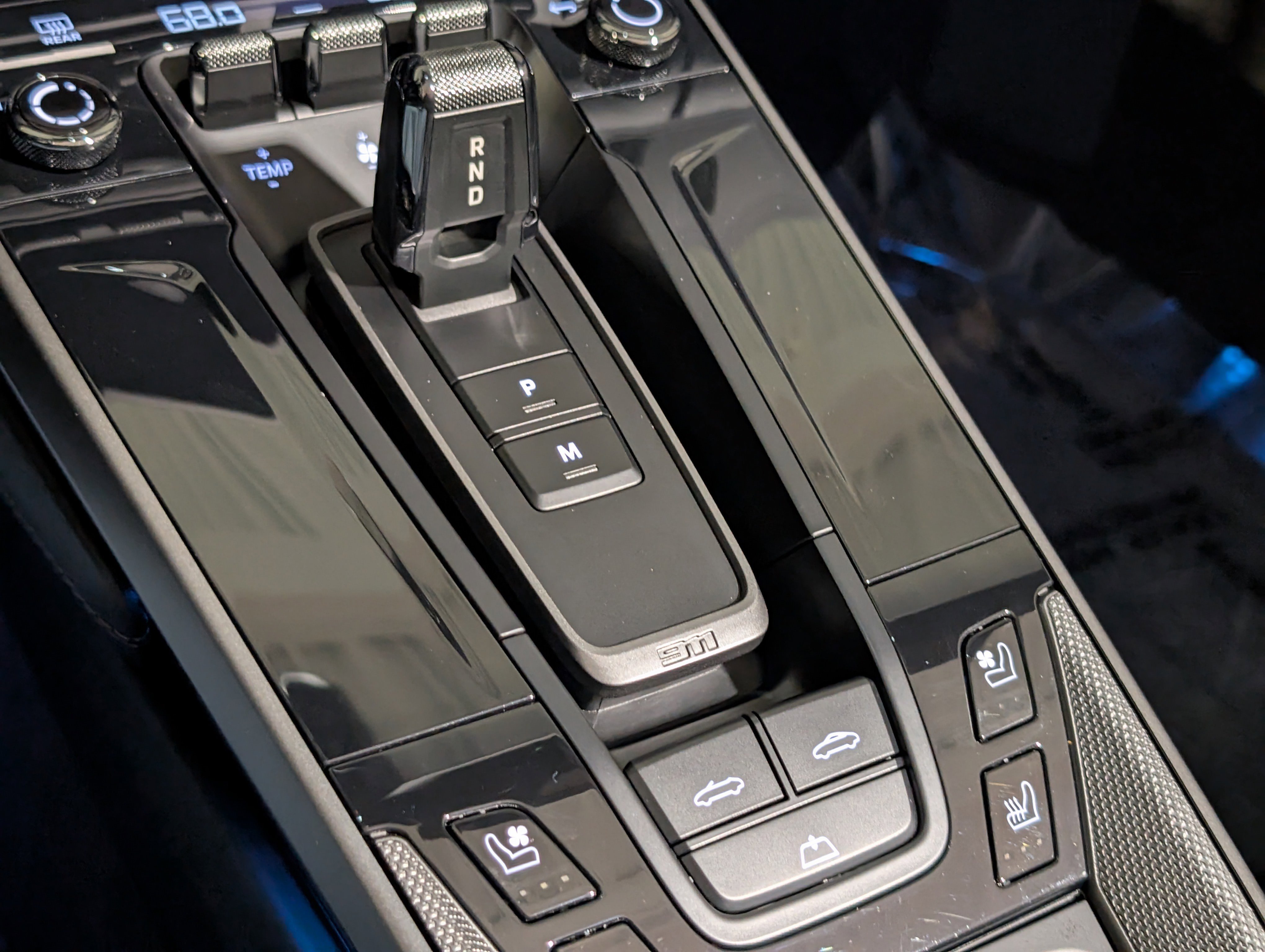 Certified 2025 Porsche 911 Carrera image 44