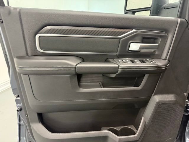 New 2026 RAM 2500 Big Horn AWD/4WD image 13