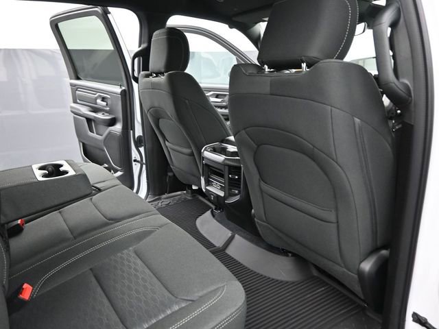 New 2026 RAM 1500 4x4 Crew Cab image 38