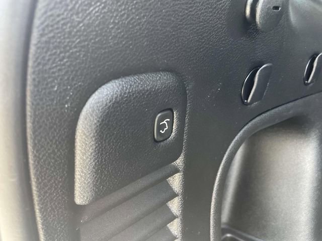 Used 2022 Jeep Grand Cherokee Limited image 10