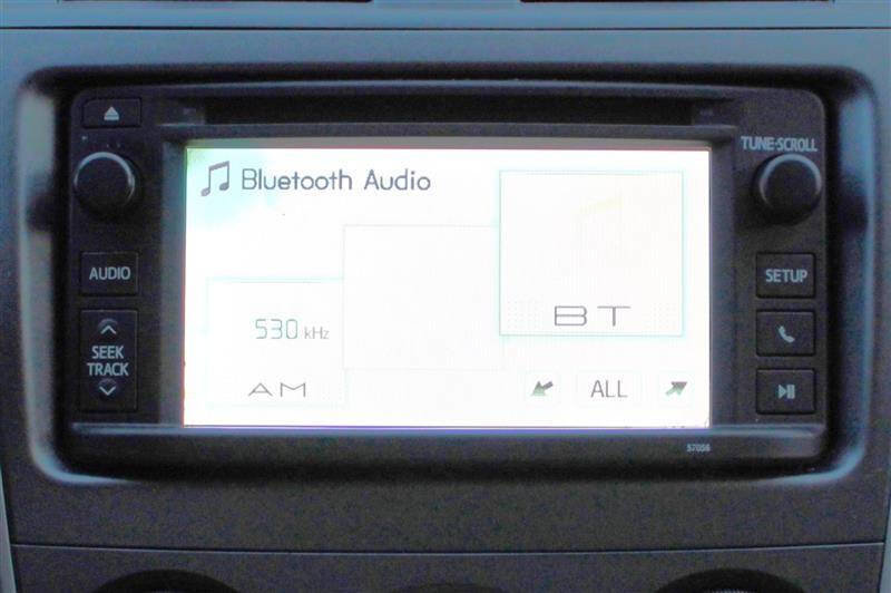 Used 2013 Toyota Corolla L image 18