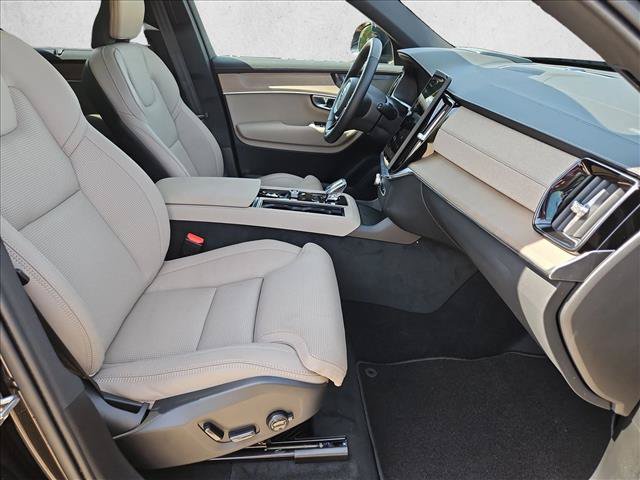 Used 2026 Volvo XC90 B6 Ultra w/ Protection Package AWD/4WD image 23