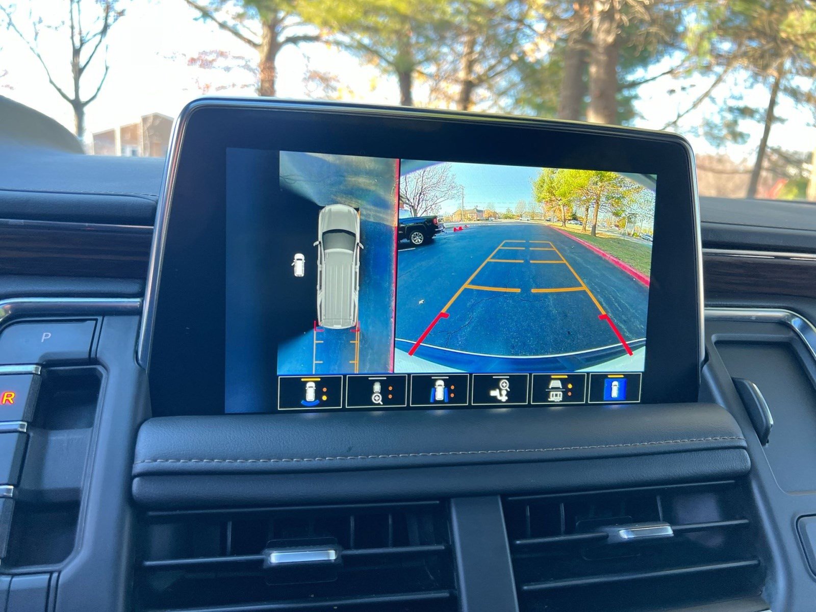 Used 2022 Chevrolet Tahoe High Country image 18