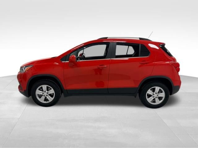 Certified 2020 Chevrolet Trax LT w/ LT Convenience Package image 3