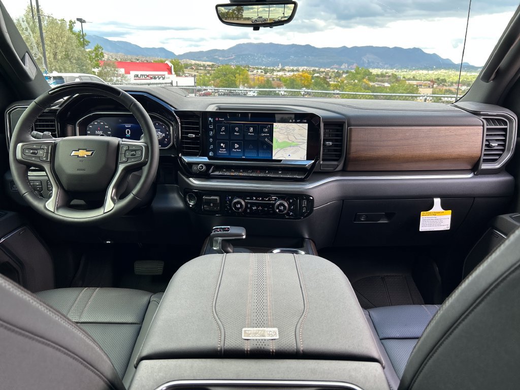 New 2026 Chevrolet Silverado 1500 High Country AWD/4WD image 6