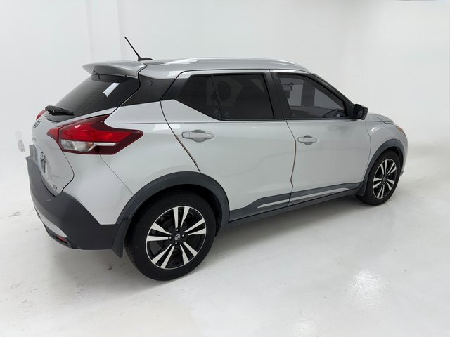 Used 2018 Nissan Kicks SR image 21