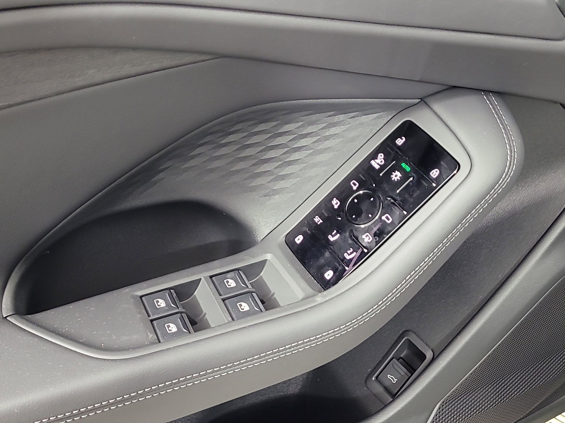 New 2026 Audi A6 Premium Plus image 21