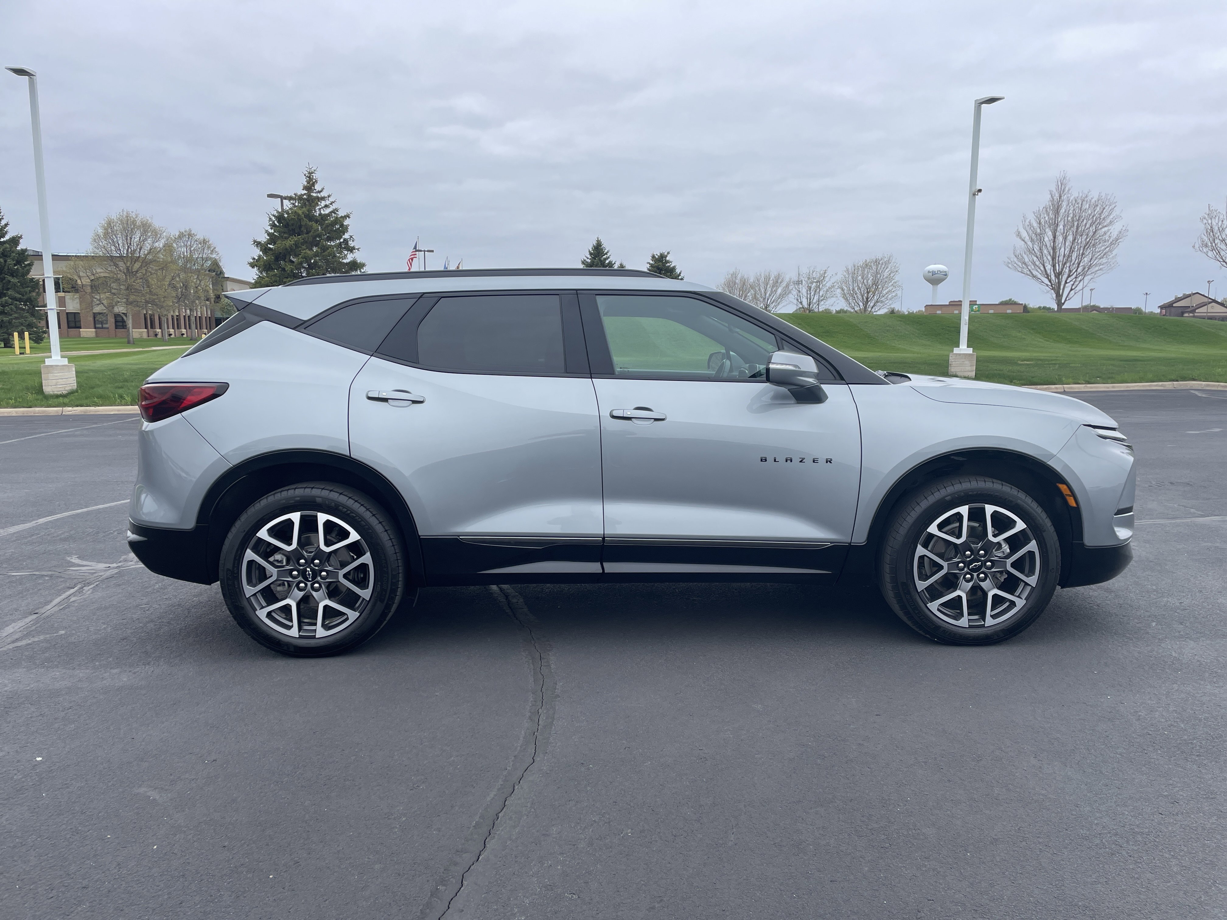 Certified 2025 Chevrolet Blazer RS w/ Enhanced Convenience Package AWD/4WD image 6