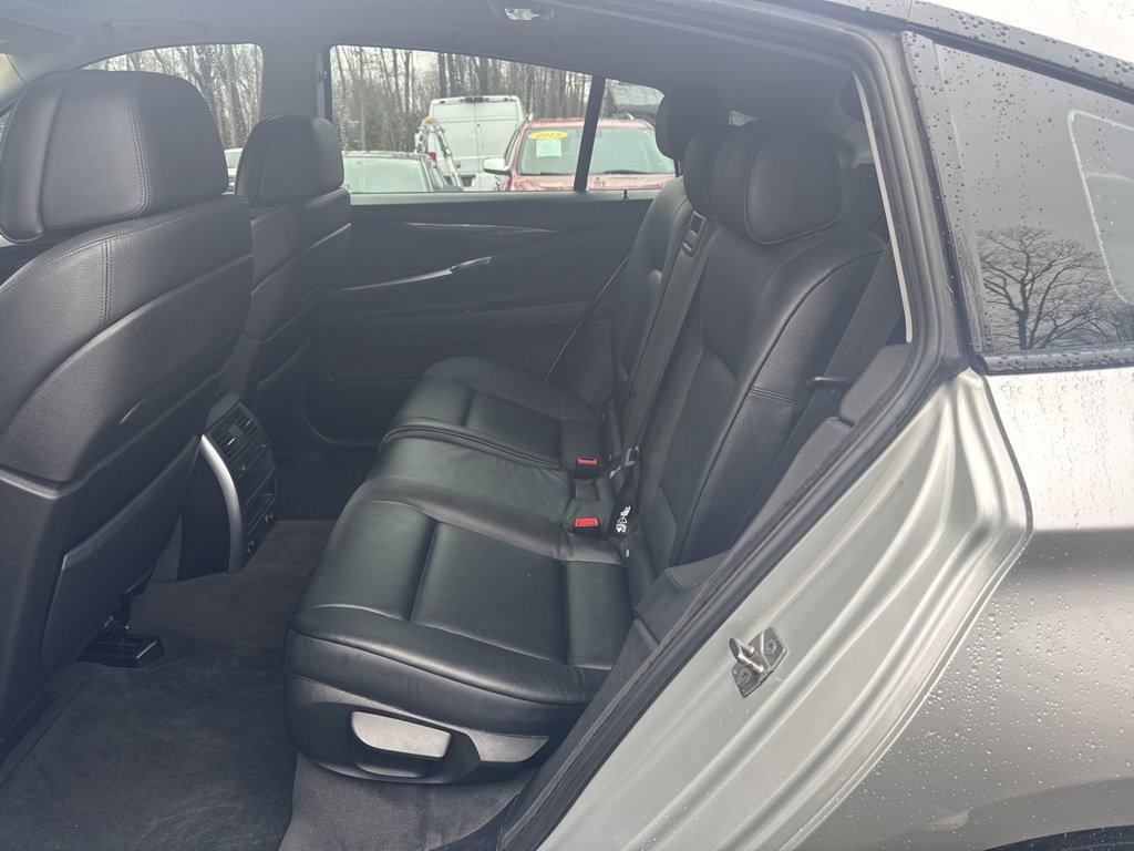 Used 2011 BMW 535i xDrive image 31