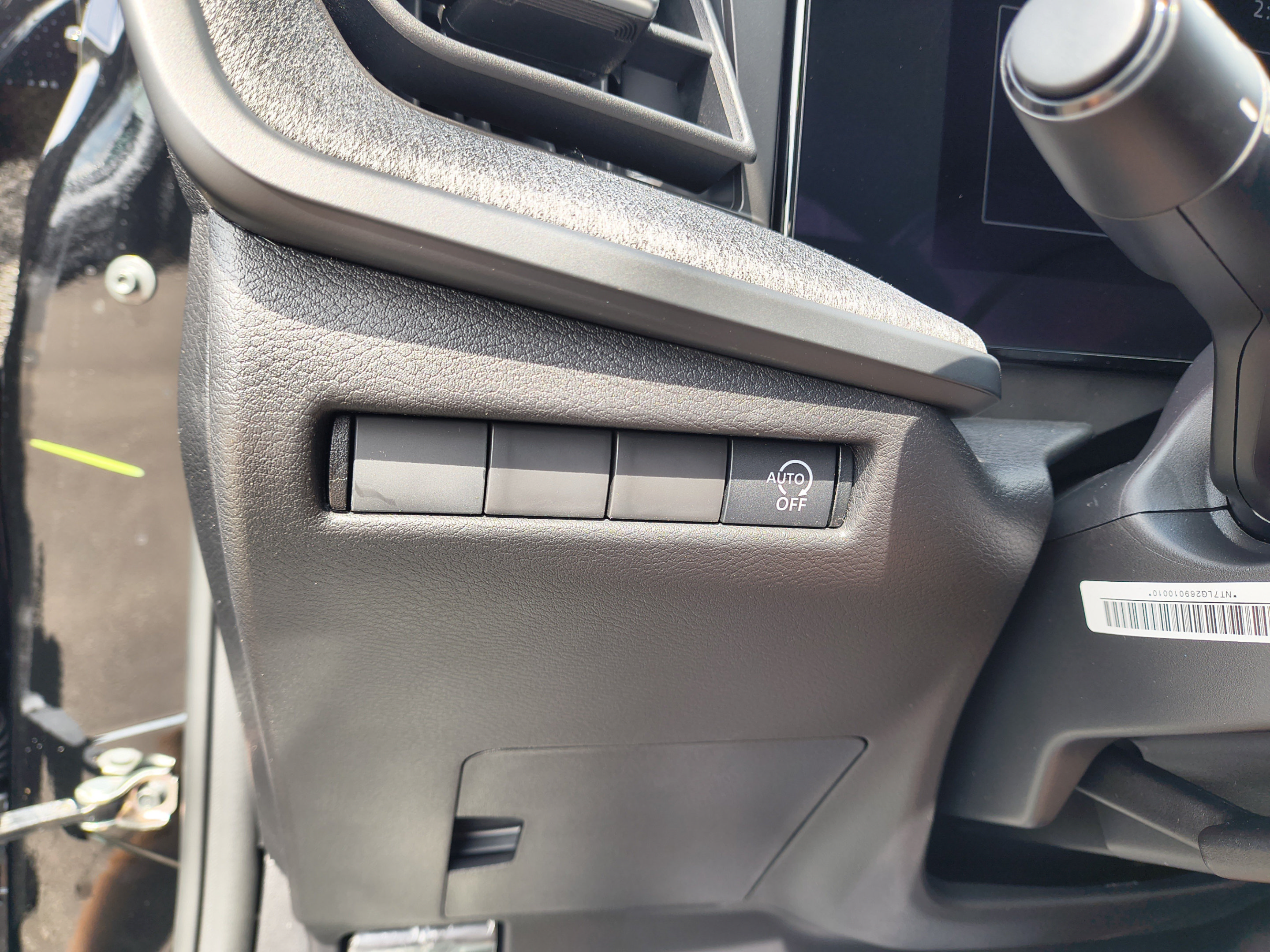 New 2027 Nissan Kicks S FWD image 29