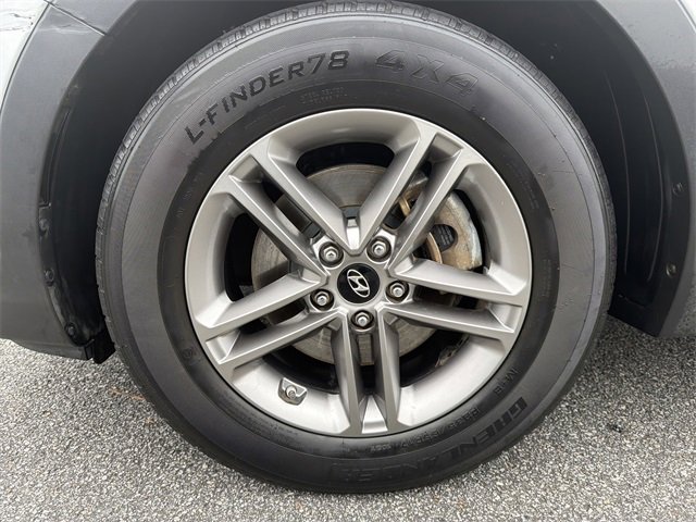 Used 2017 Hyundai Santa Fe Sport image 11